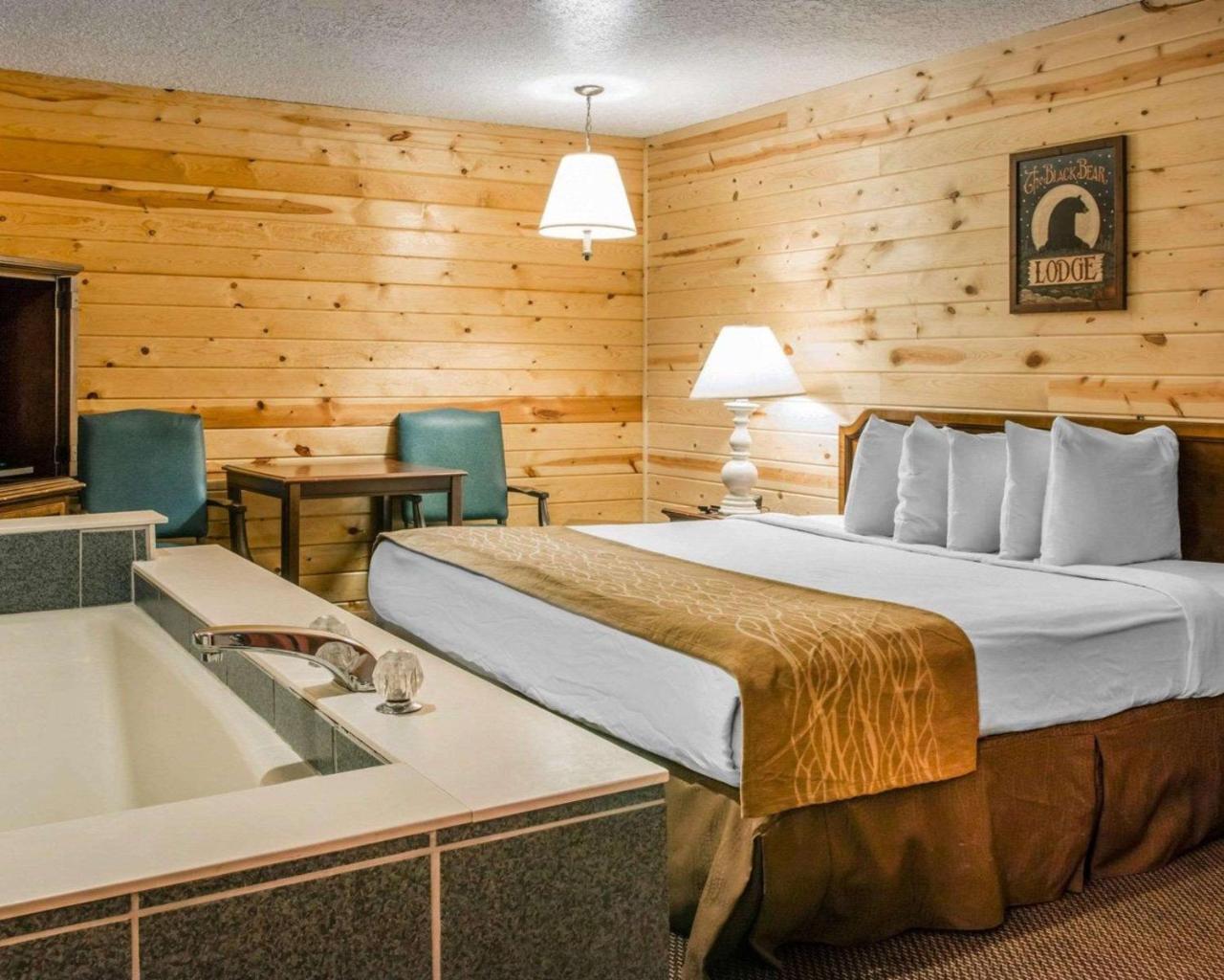 Econo Lodge Bayview Mackinaw City Esterno foto